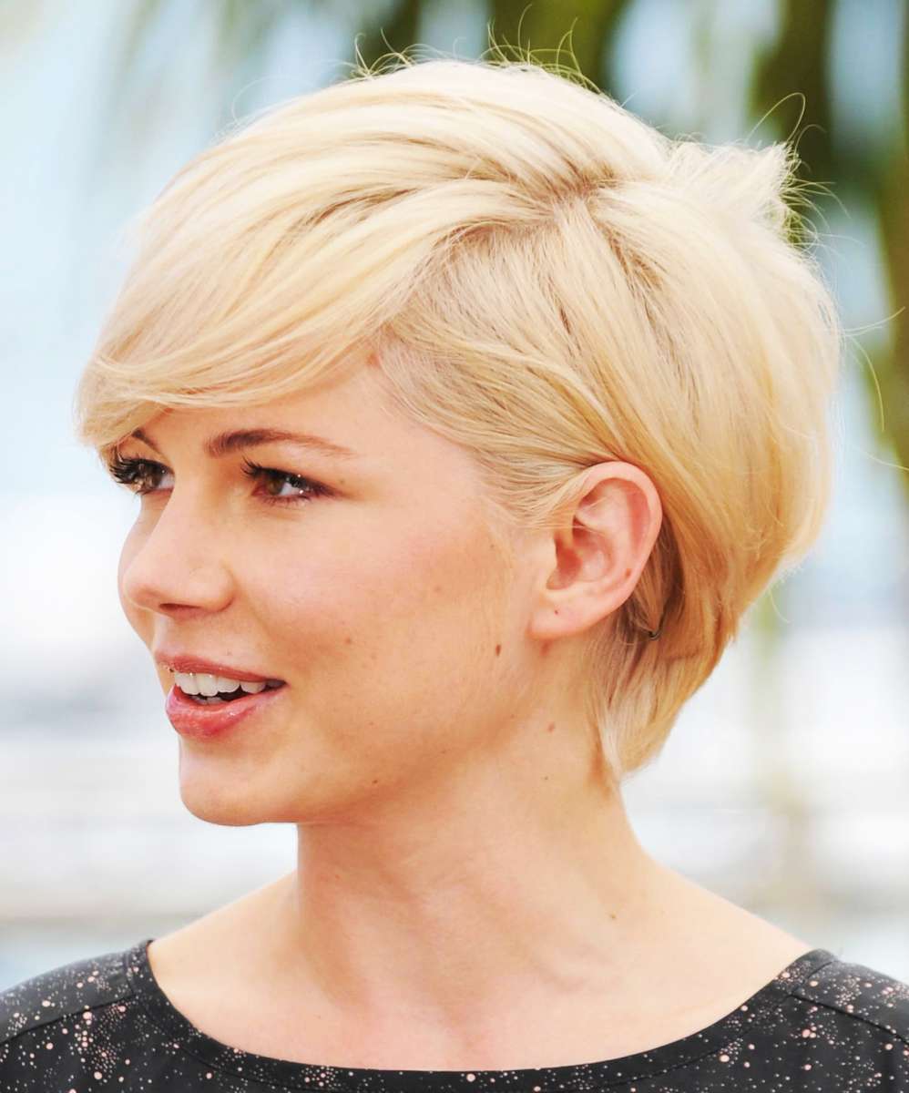 40 Gorgeous Short Hairstyles For Round Face Shapes Haircuts Hairstyles 2021