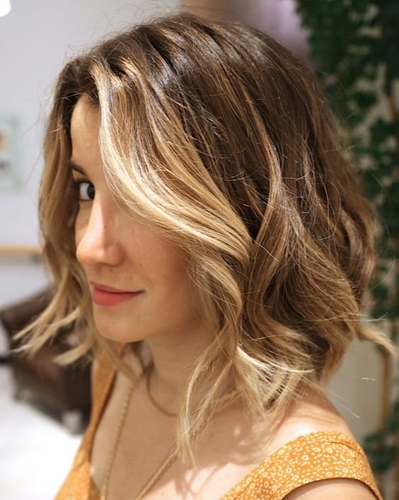 30 Caramel Highlights For Women To Flaunt An Ultimate Hairstyle Haircuts Hairstyles 2021