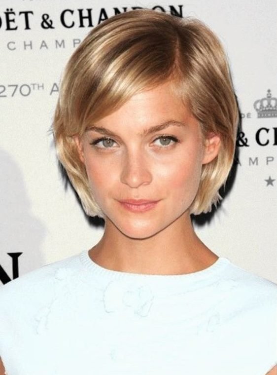 18 Impressive Side Swept Short Hairstyles For Women Haircuts And Hairstyles 2021