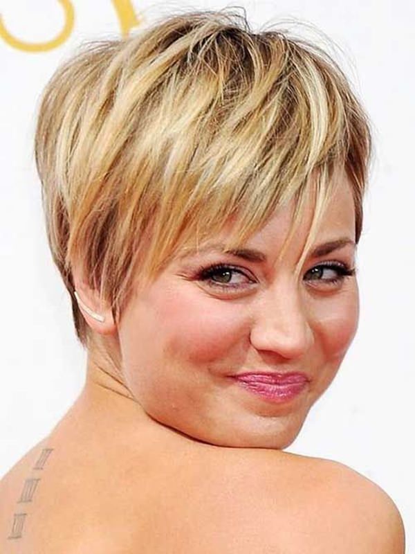18 Glorious Short Hairstyles for Chubby Faces  Haircuts & Hairstyles 2021