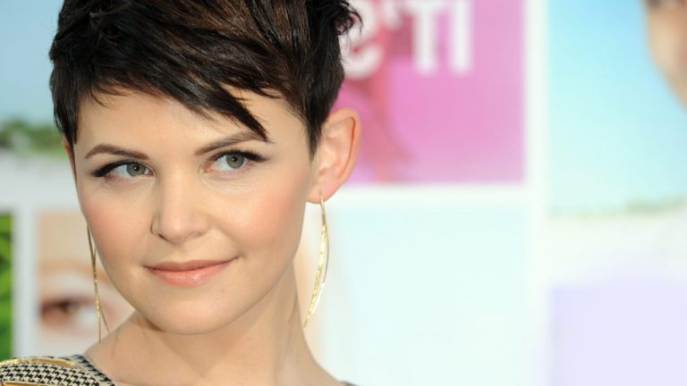 50 Gorgeous Short Hairstyles for Round Face Shapes