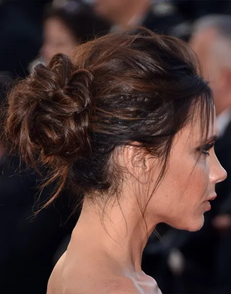 victoria-beckham-casual-straight-updo-hairstyle