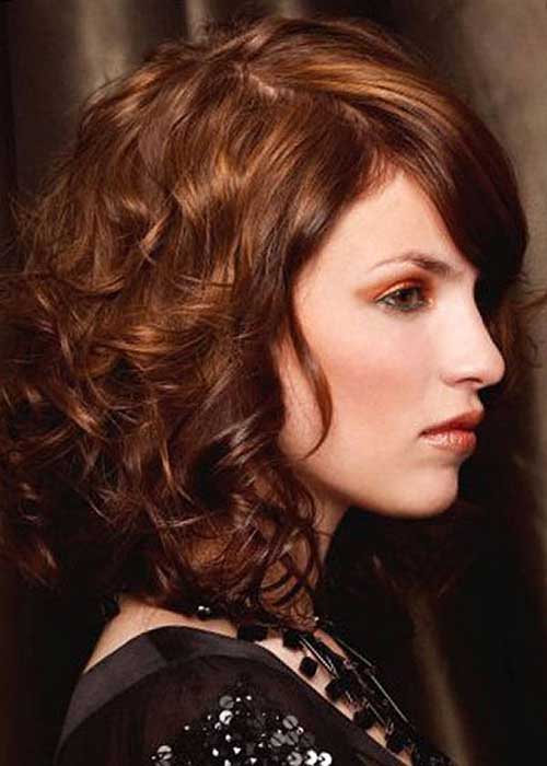18 Superlative Medium Curly Hairstyles For Women Hottest Haircuts 