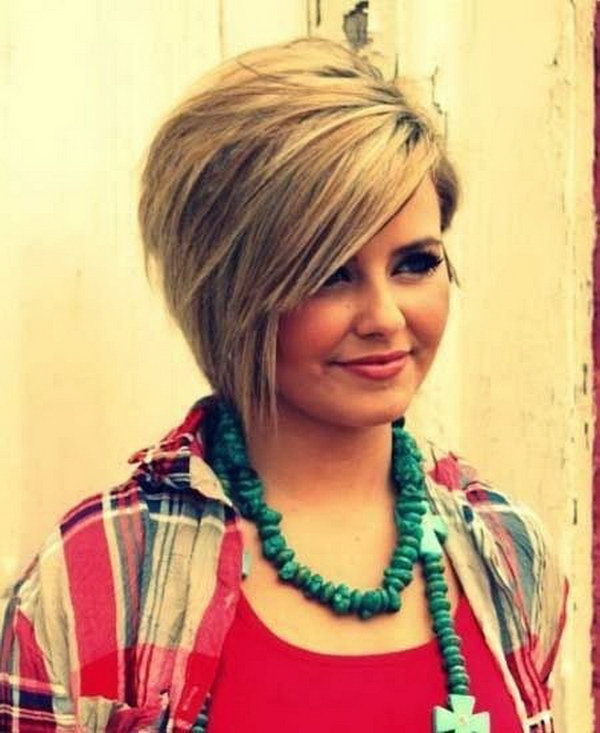 25 Gorgeous And Flattering Short Hairstyles For Round Faces Hottest Haircuts