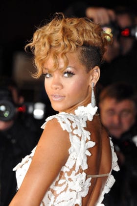 Rihanna Hairstyles - 32 Best Rihanna Hair Looks Of All Time – Hottest ...