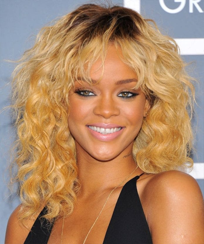 Rihanna Hairstyles - 32 Best Rihanna Hair Looks of All Time – Hottest ...