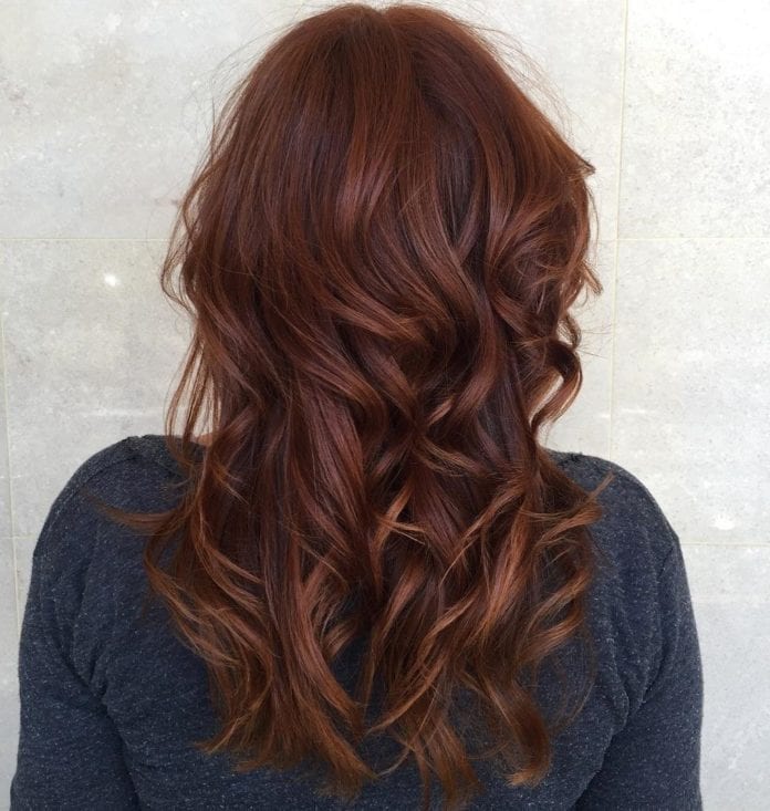light brown hair with highlights