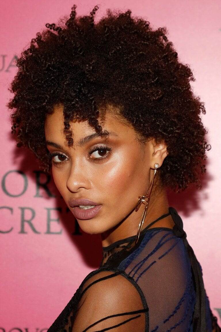 21 Best African American Hairstyles With Color Hottest Haircuts 