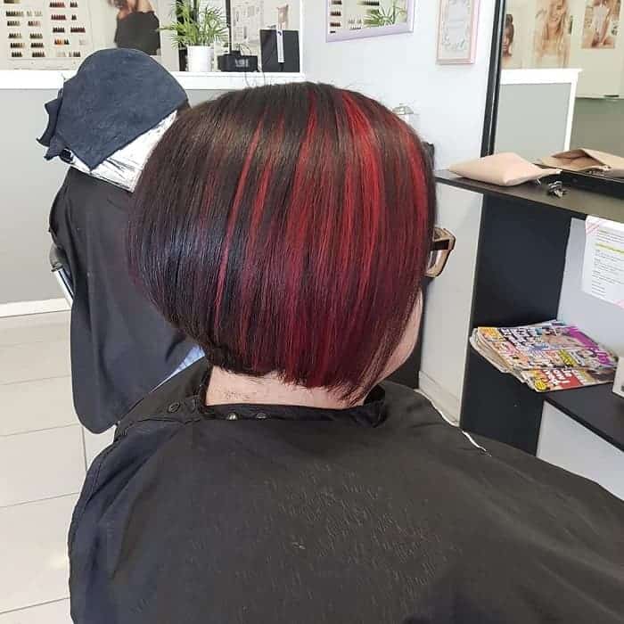 brown straight hair with red highlights